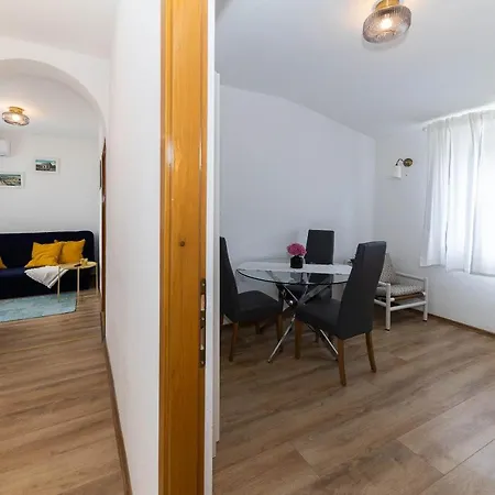 Villa Feral Apartments Crikvenica Exterior photo
