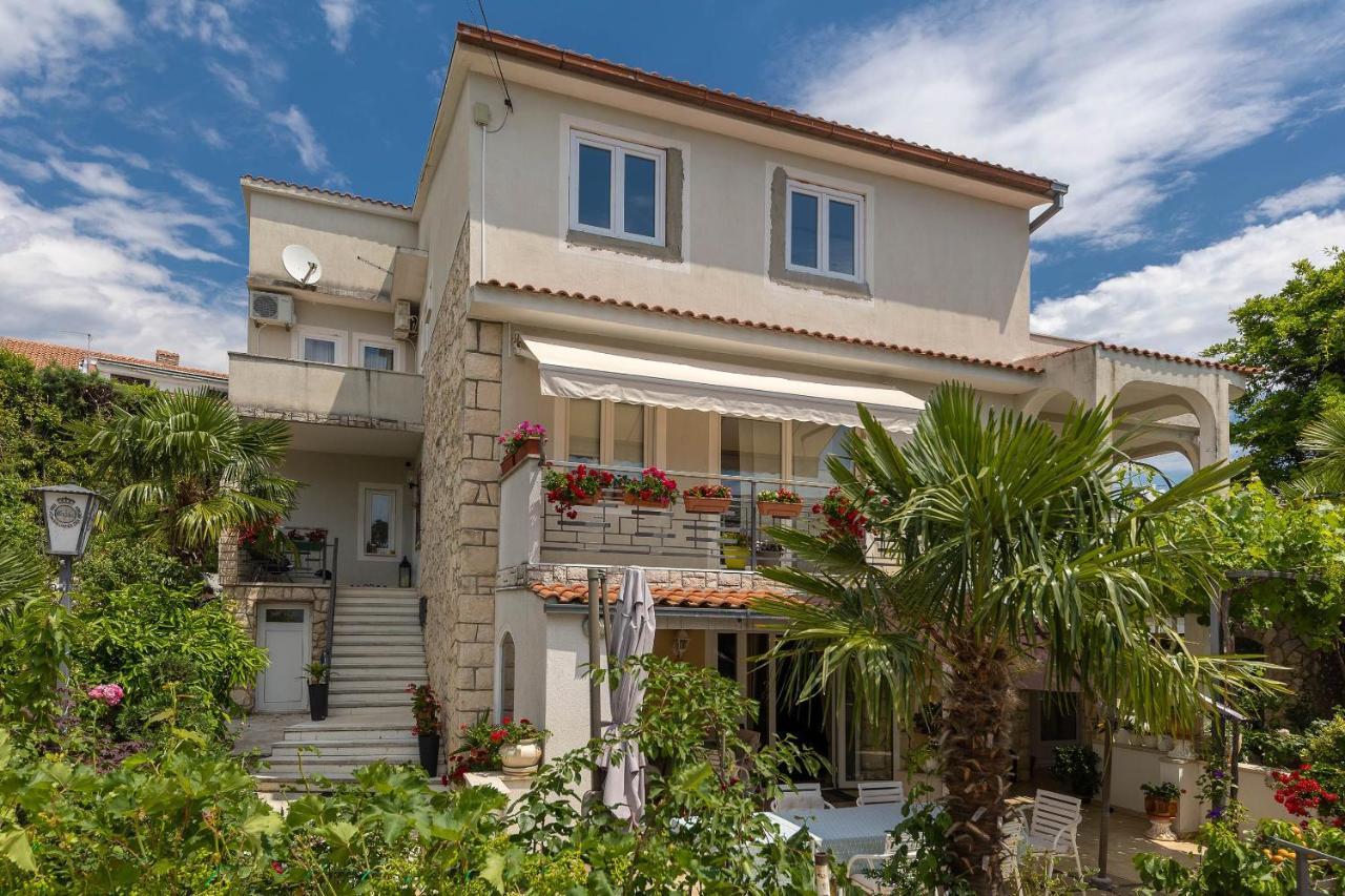 Feral * Crikvenica